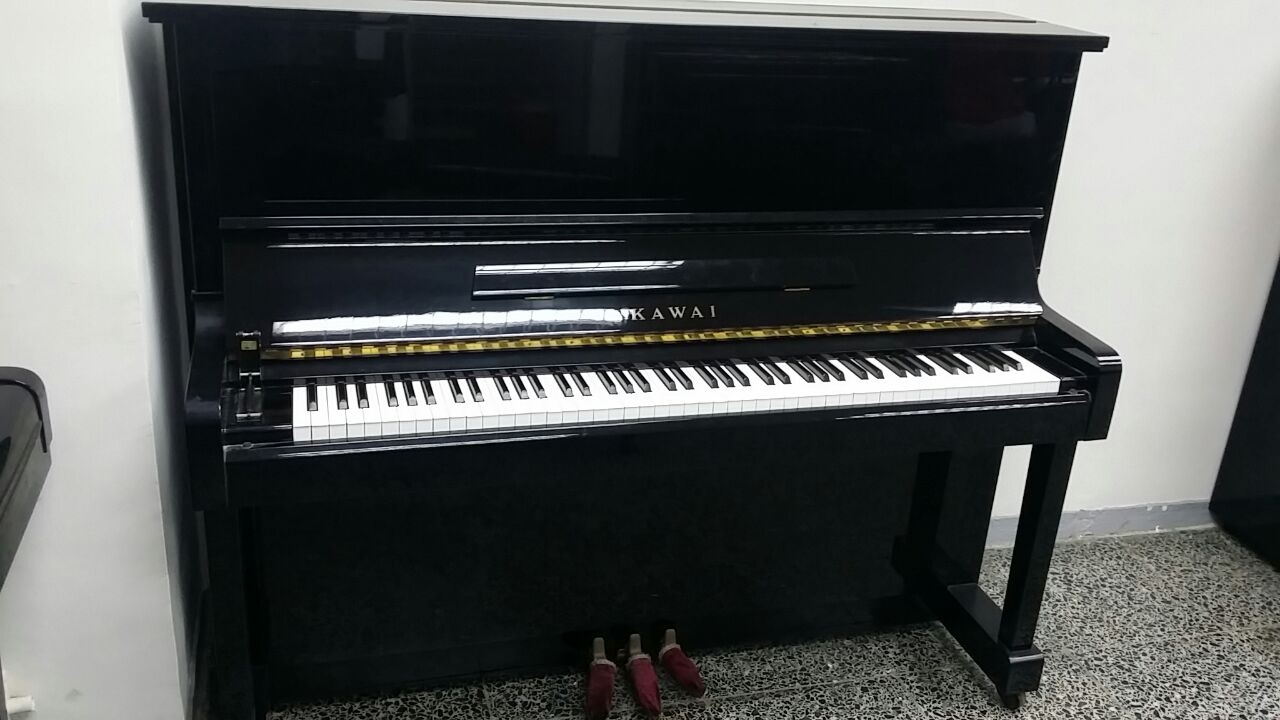 Đàn Piano cơ Kawai KS1A