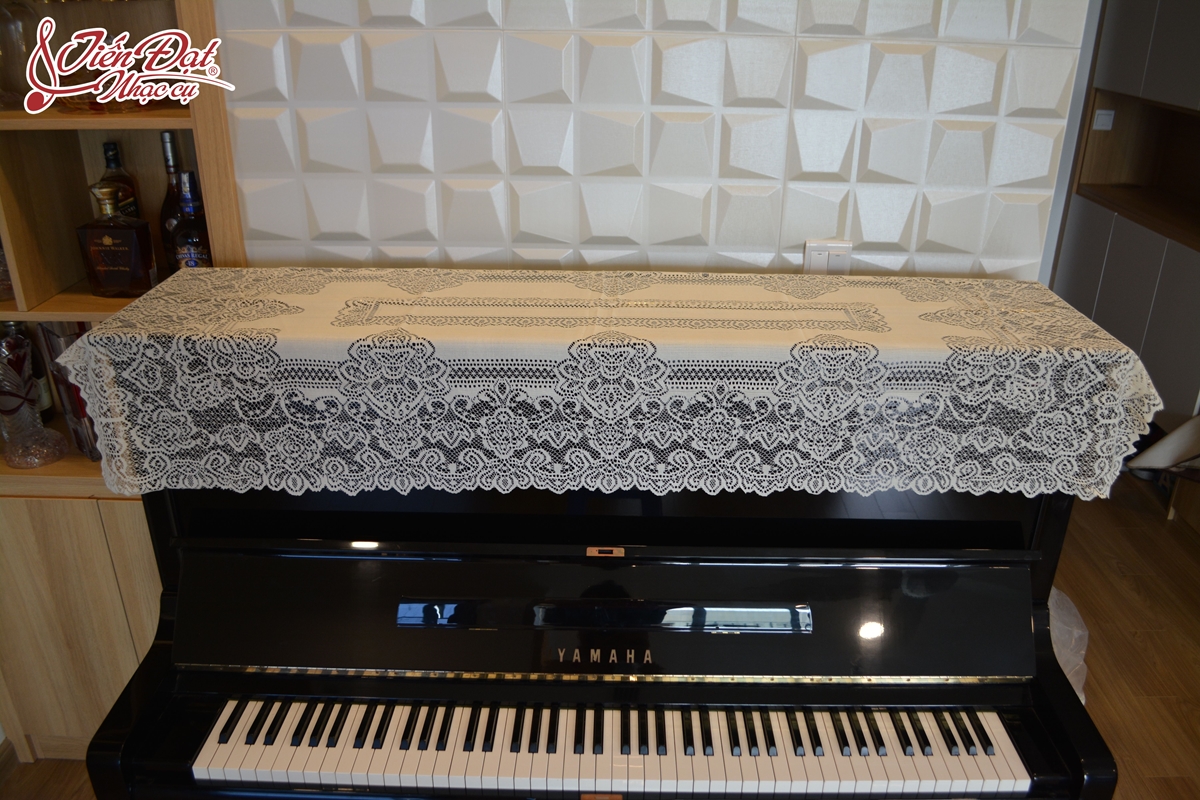 Khăn phủ nắp đàn piano ren hoa vàng KU016